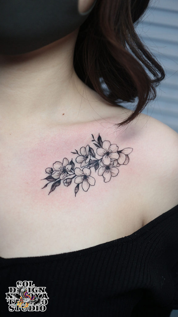 名古屋　タトゥー　女性